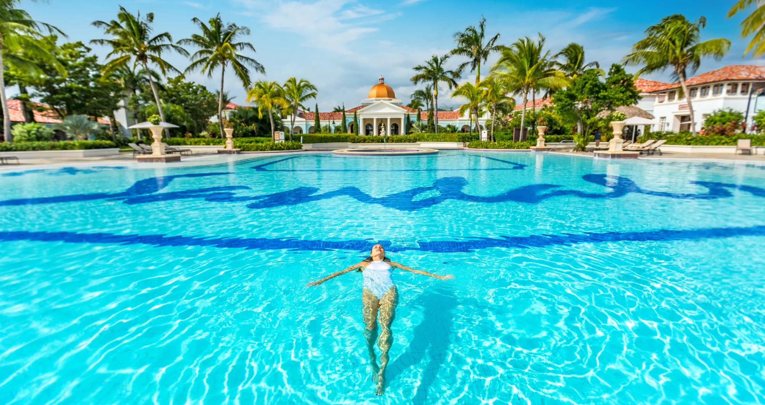 Jamaica Sandals Resorts.  Large pools at Sandals Resorts