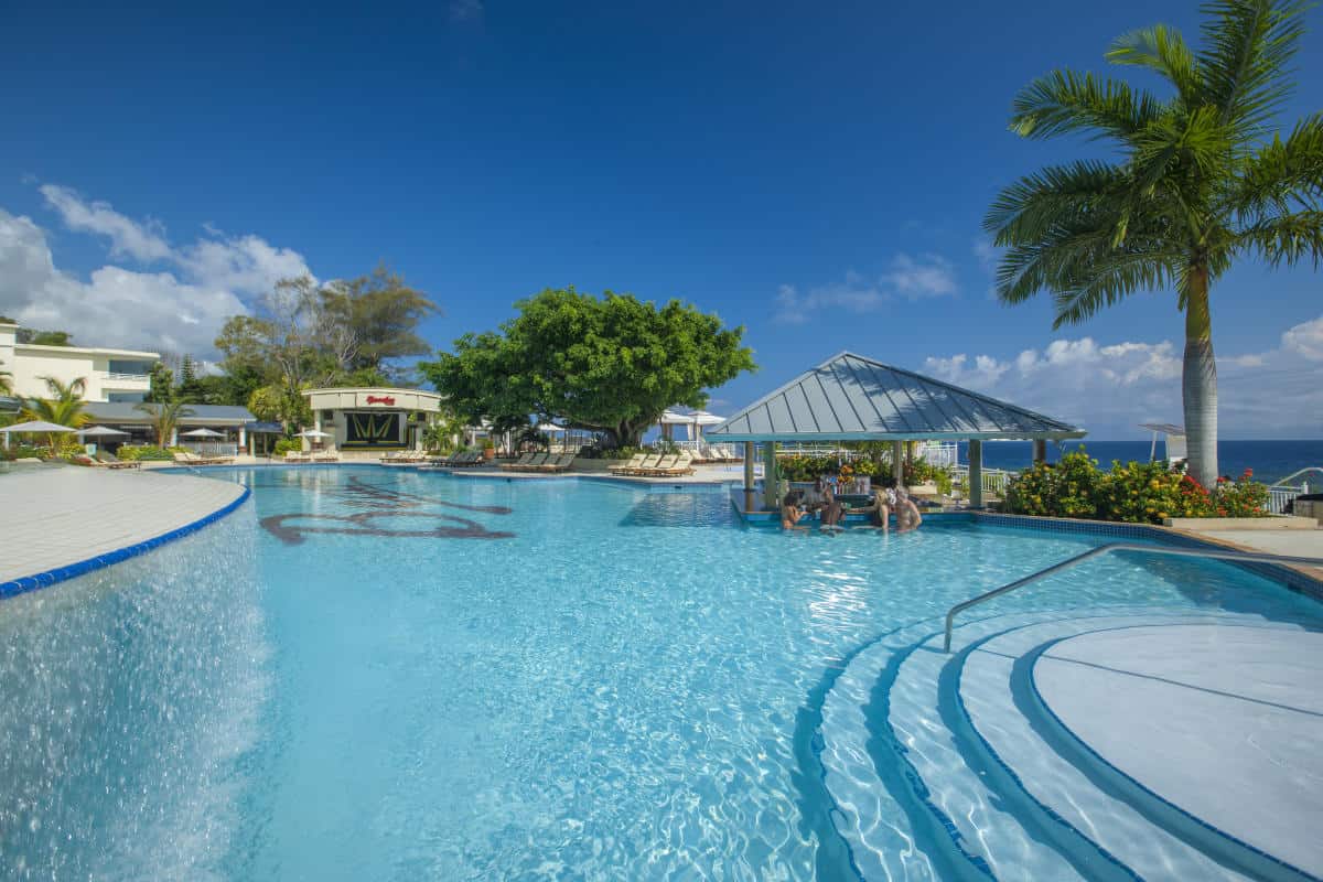 Sandals Resorts Discounts For Nurses (Do They Still Exist?)